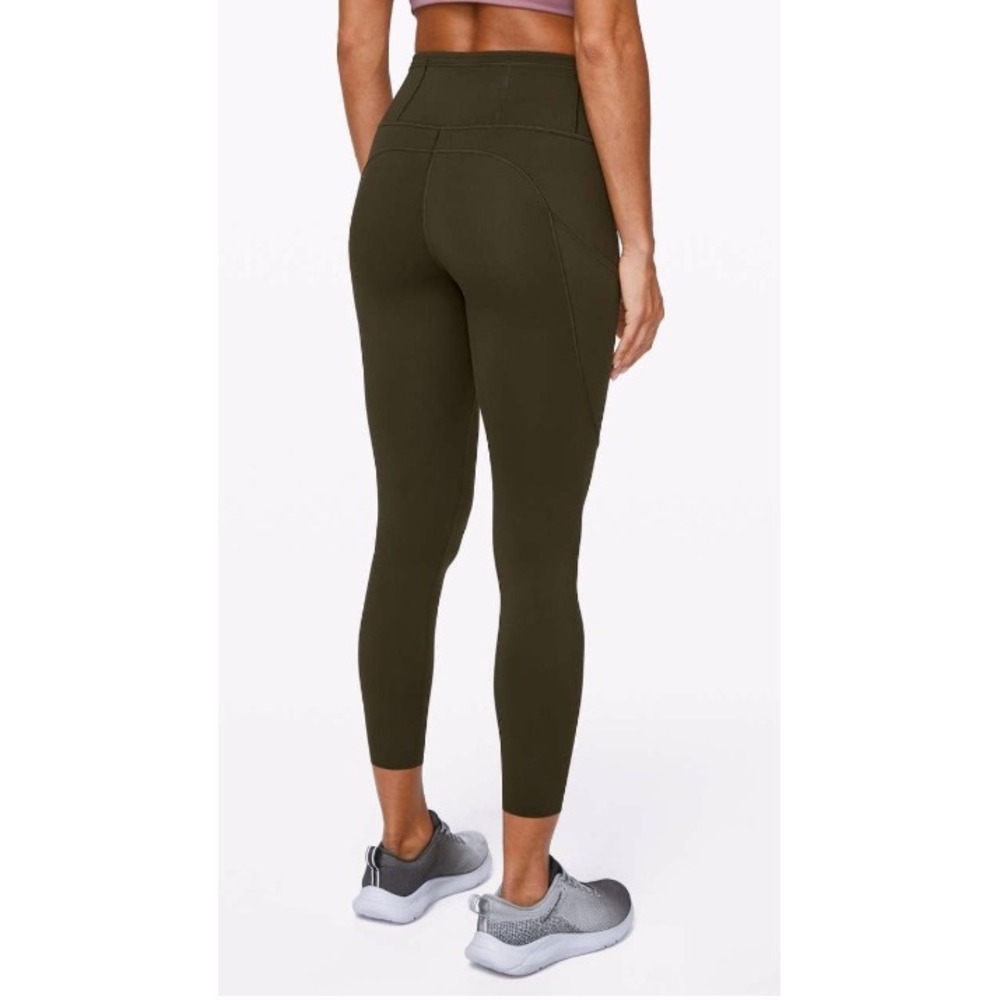 Lululemon‎ Fast and Free Tight II 25" Reflective Nulux Size 4 Olive Green